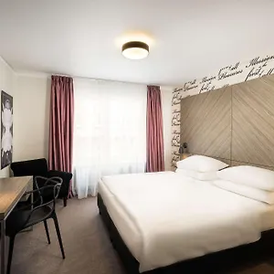 Elaya West Hotel Viena